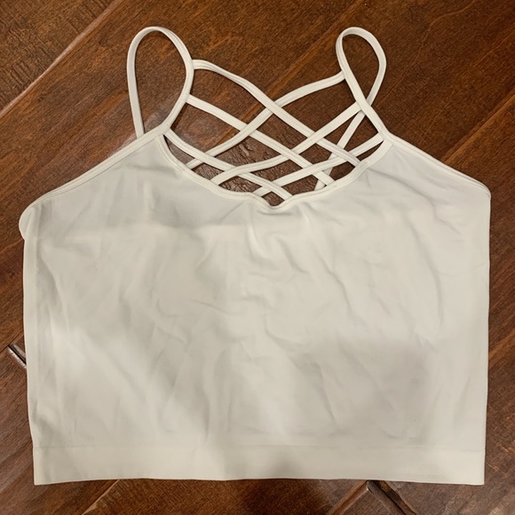 Cage Front Crop Top - Picture 2 of 4